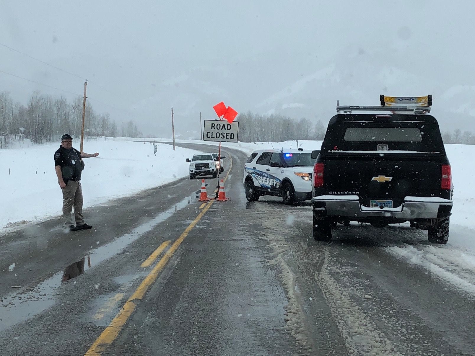 Pine Creek Pass closed